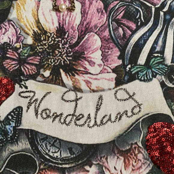 Vintage Seriase t shirt “Wonderland” embroidered sequins Women’s size Large - Picture 5 of 16